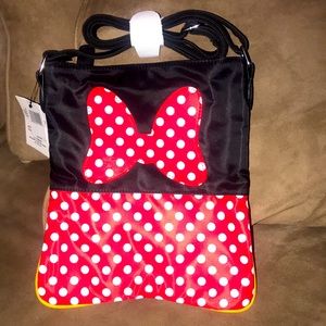 New With Tags Minnie Mouse Crossover Bag